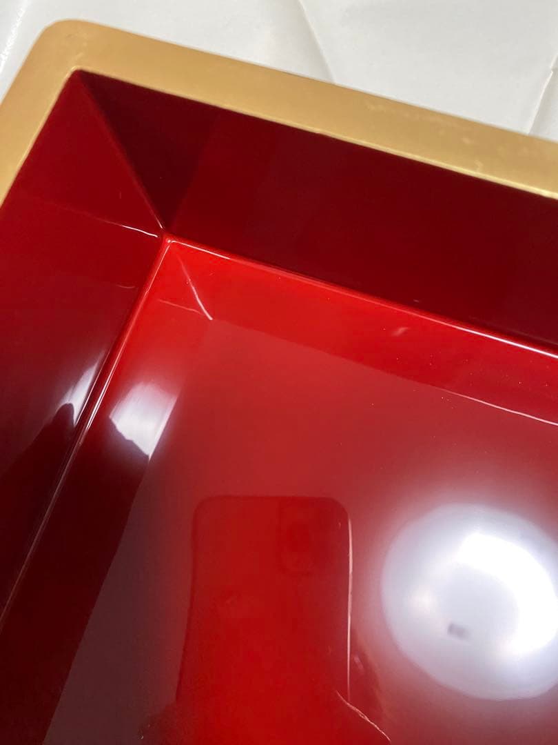 漆器重箱 赤と金