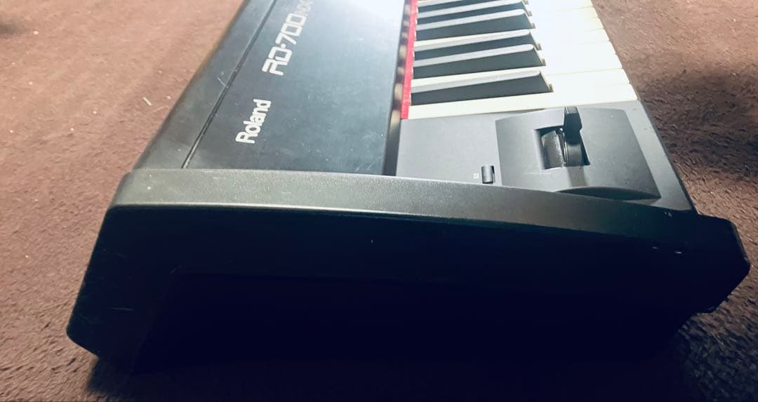 Roland 電子ピアノRD-700NX 最安値　シンセサイザー動作品概ね美品