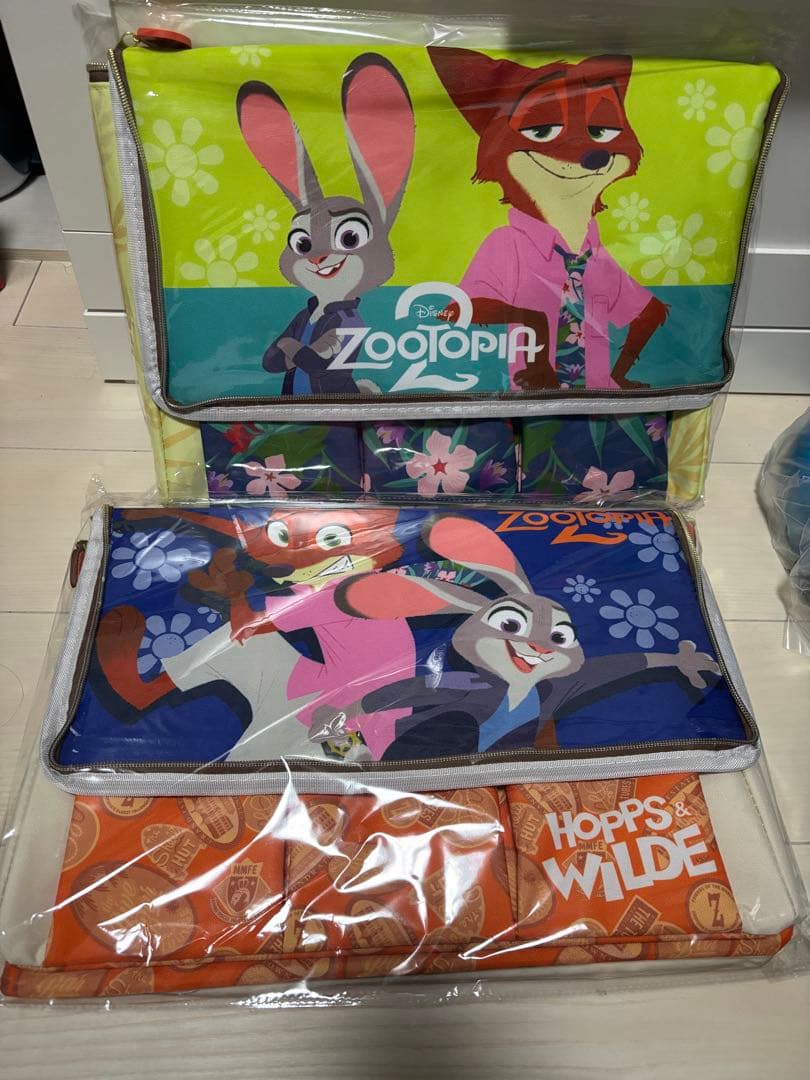 ズートピア2 ブランケット　モニタートップ　フィギュア　保温保冷マルチバッグ