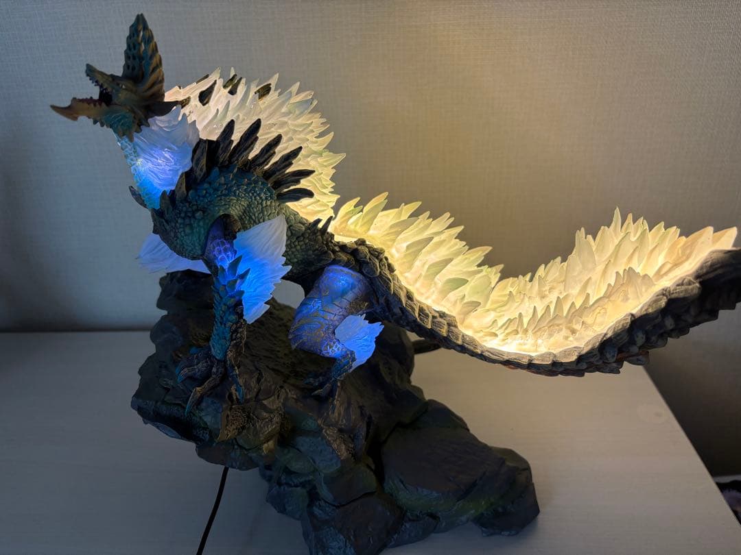 モンスターハンター　フィギュア2体セット