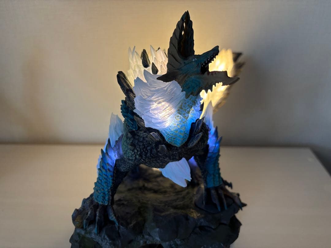 モンスターハンター　フィギュア2体セット