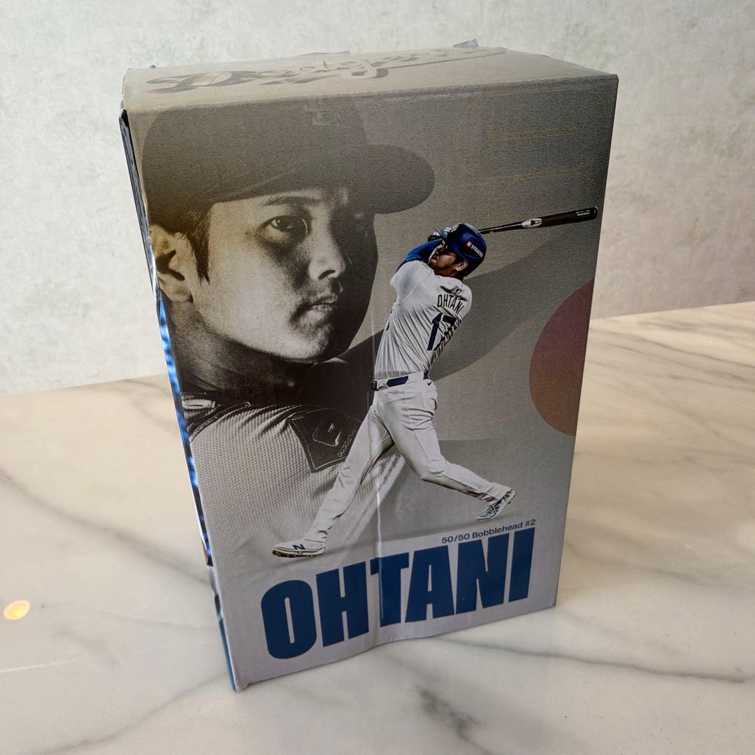 大谷翔平　ボブルヘッド　2025年8月27日来場者限定配布(箱に傷あり)