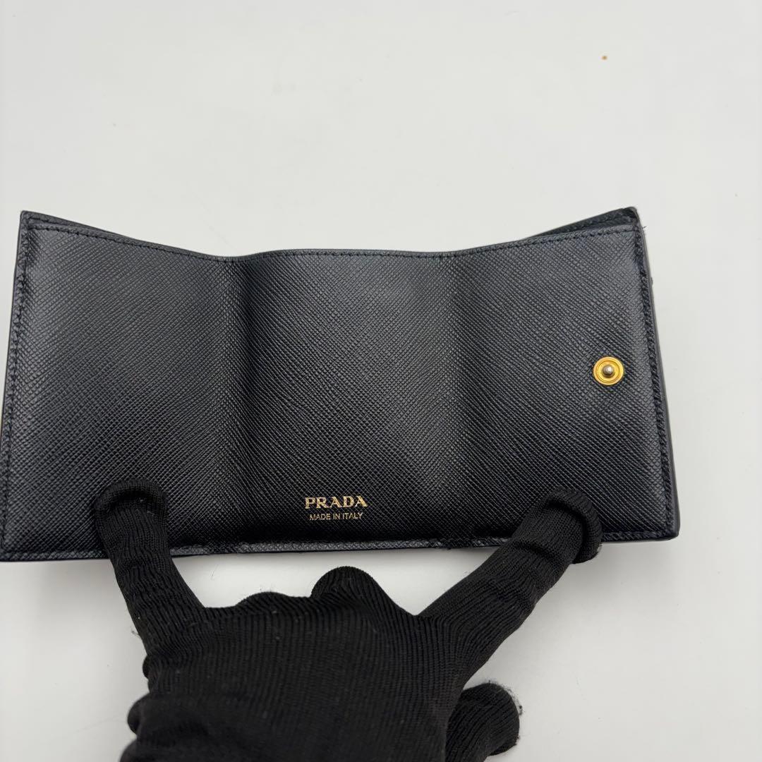 PRADA プラダ / サフィアーノメタルコンパクトウォレット ブラック