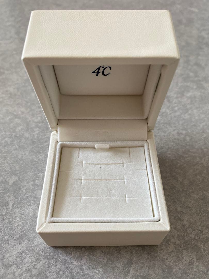 4°C K10ピアス　美品です(*^^*)