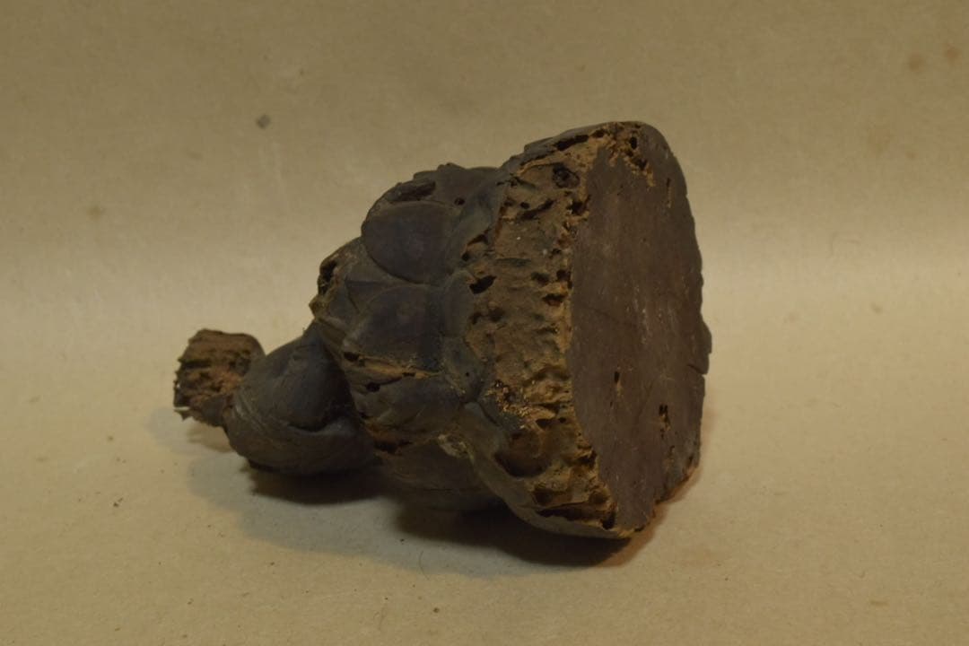 朽ちた木製仏像/蓮華座　古物　蚤の市