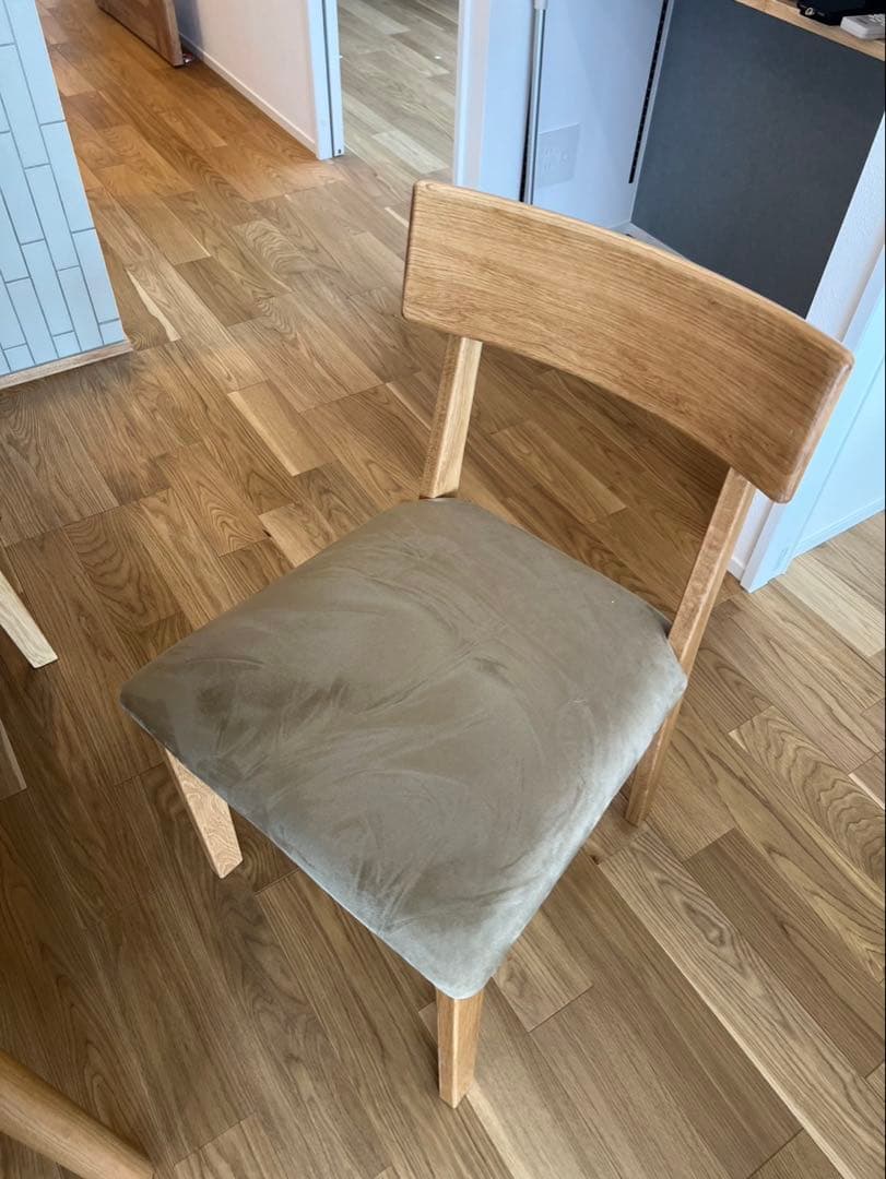 【4/23まで！直接引き取り希望】天然木ダイニングテーブル　イス4脚　セット