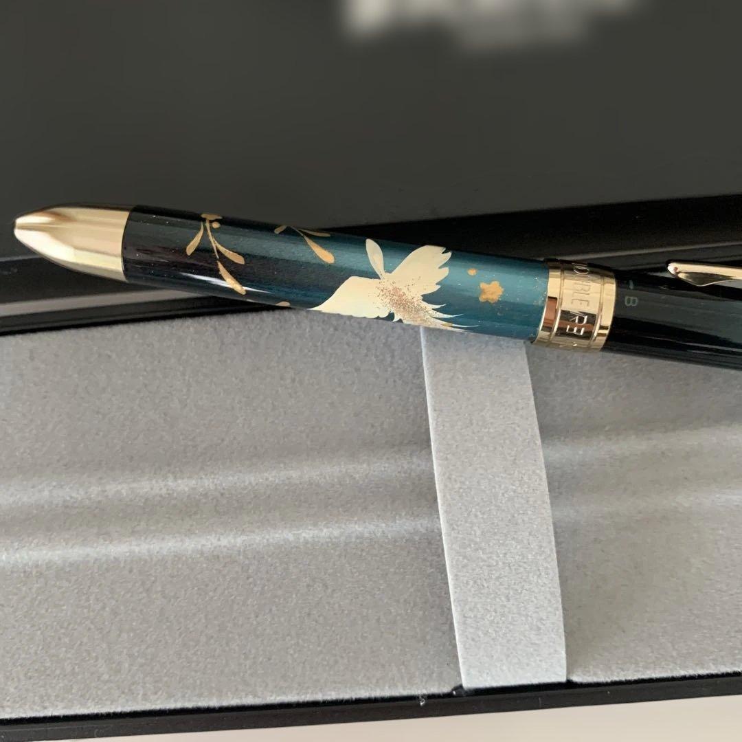 羽生結弦衣装モチーフプラチナボールペン玉虫塗り
