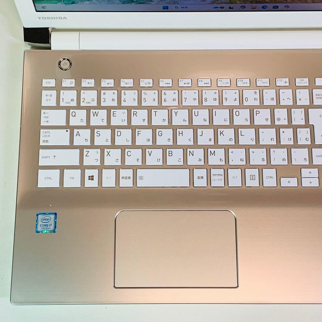 Core i7✨SSD512GB✨16GB✨オフィス✨FHD✨薄型ノートパソコン