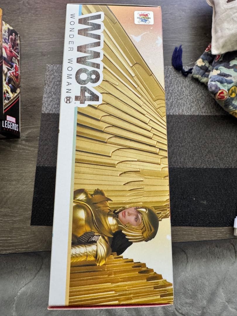 MAFEX WW84 ワンダーウーマン (Golden Armor Ver.)