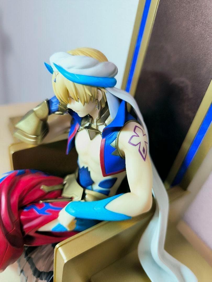 FGO ギルガメッシュ 1/8スケール フィギュア　アニプレックス