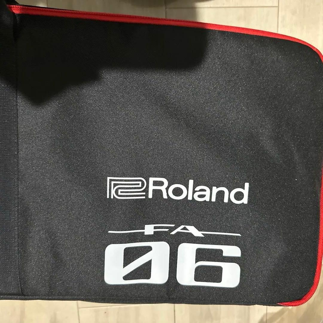 Roland fa-06 オールブラック ケース付き