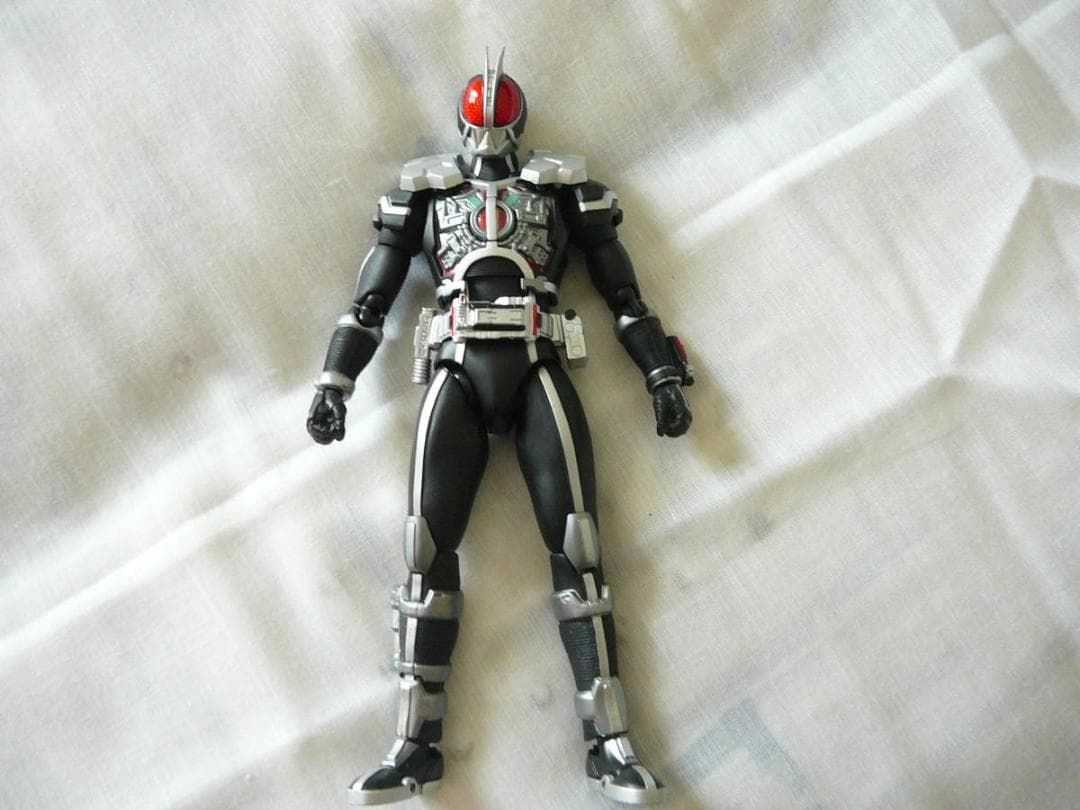 仮面ライダー　フィギュアーツ　画像のものがすべてです