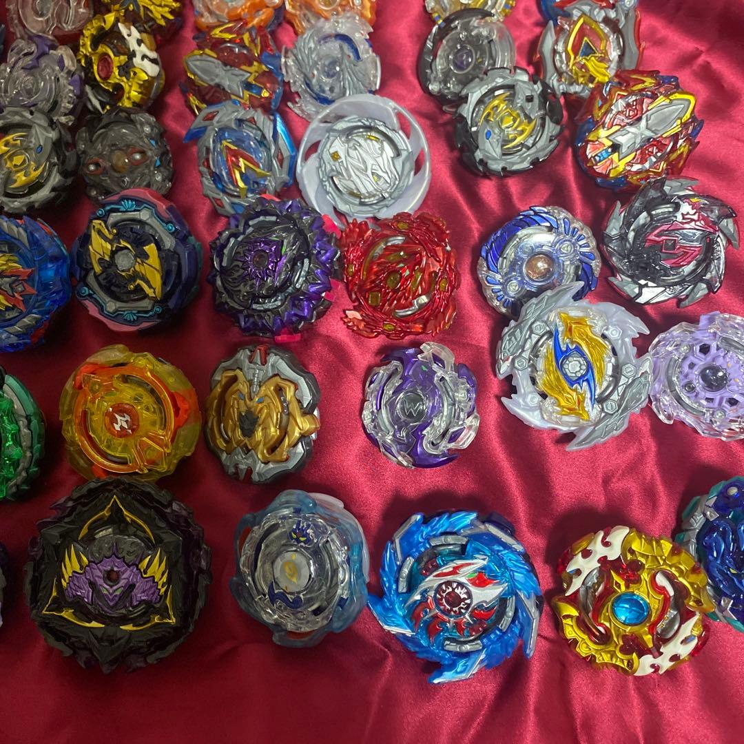 ベイブレードバースト　まとめ売り　45個　おまけあり