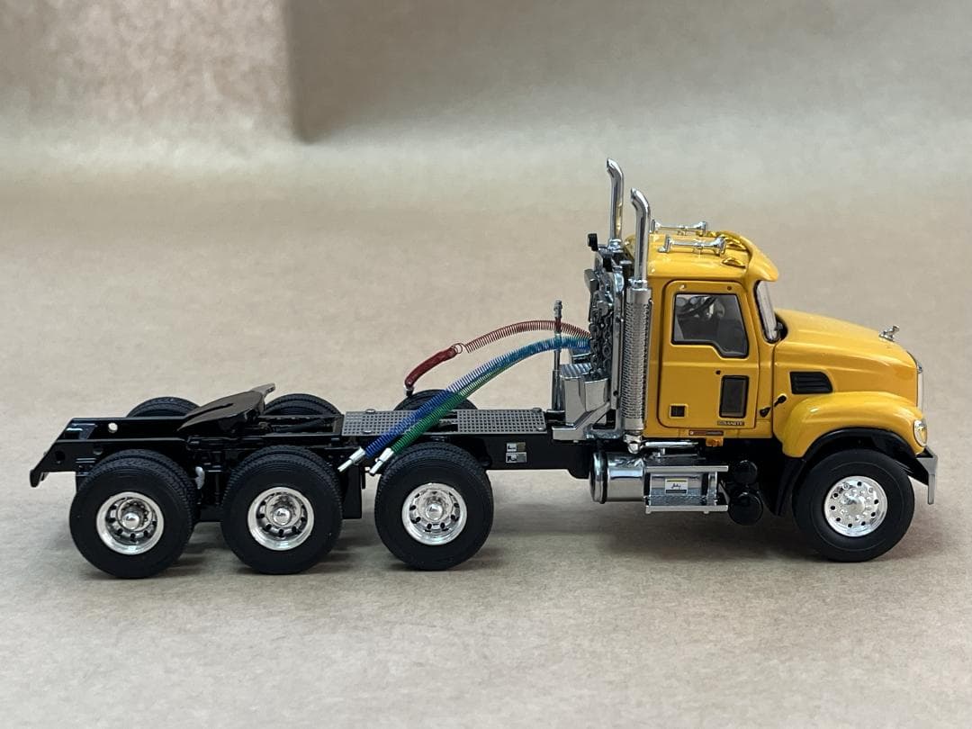 WSI MACK GRANITE 8×4　1/50