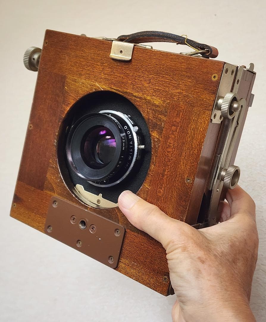 長岡4x5木製カメラ＋Nikkor-W 135mm F5.6＋フィルムホルダー