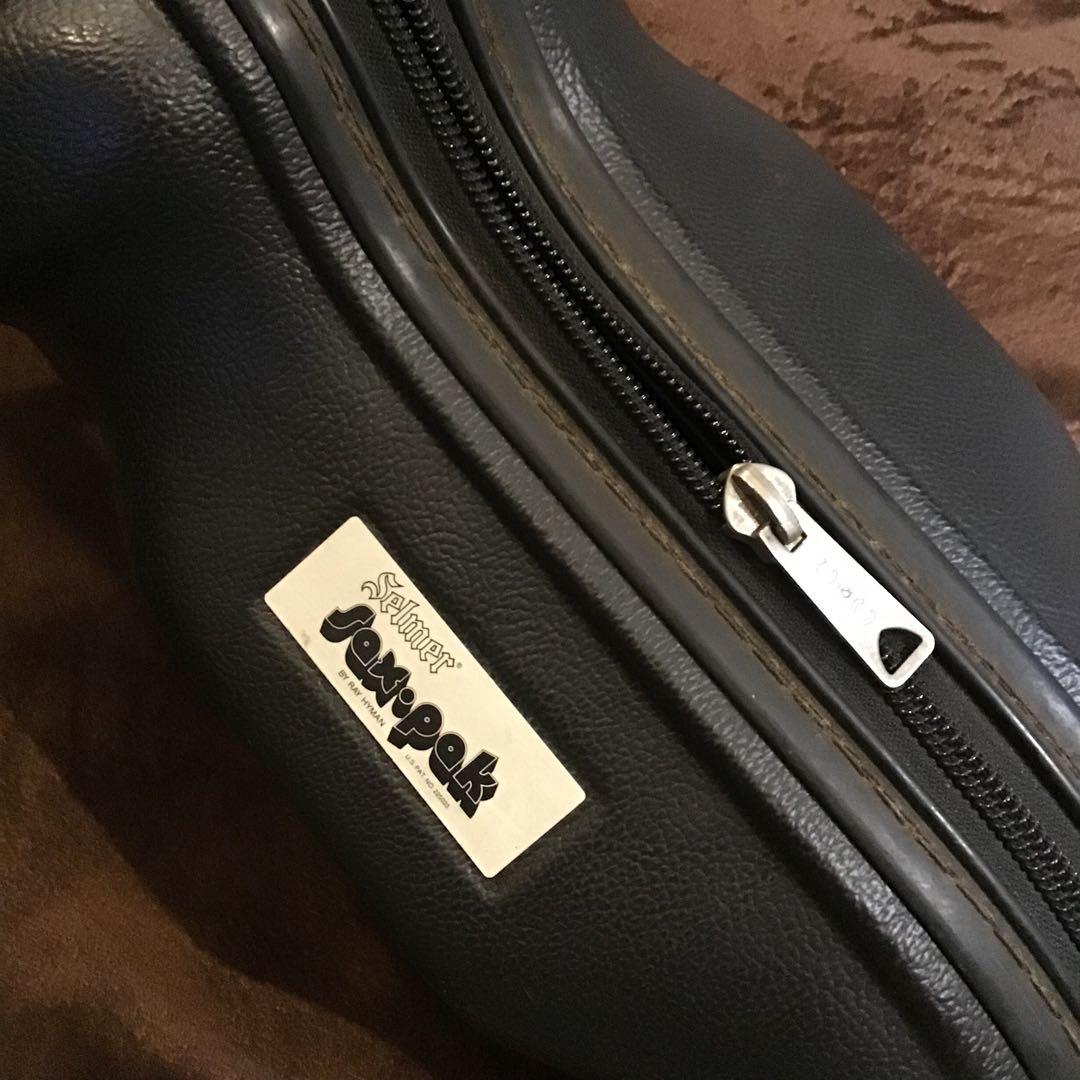 e)美品 全音域音出し確認済 ビンテージ アルトサックス　セルマーケース付き