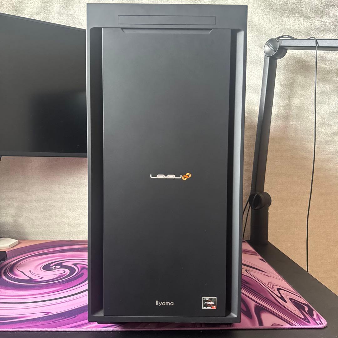 27インチモニタ