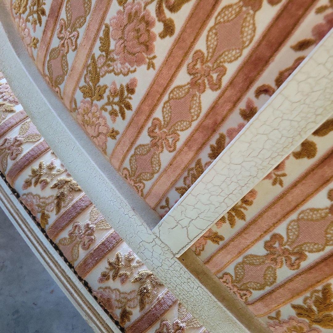 送料込み　アンティーク　フレンチスタイル ソファ ベージュ・ゴールド系