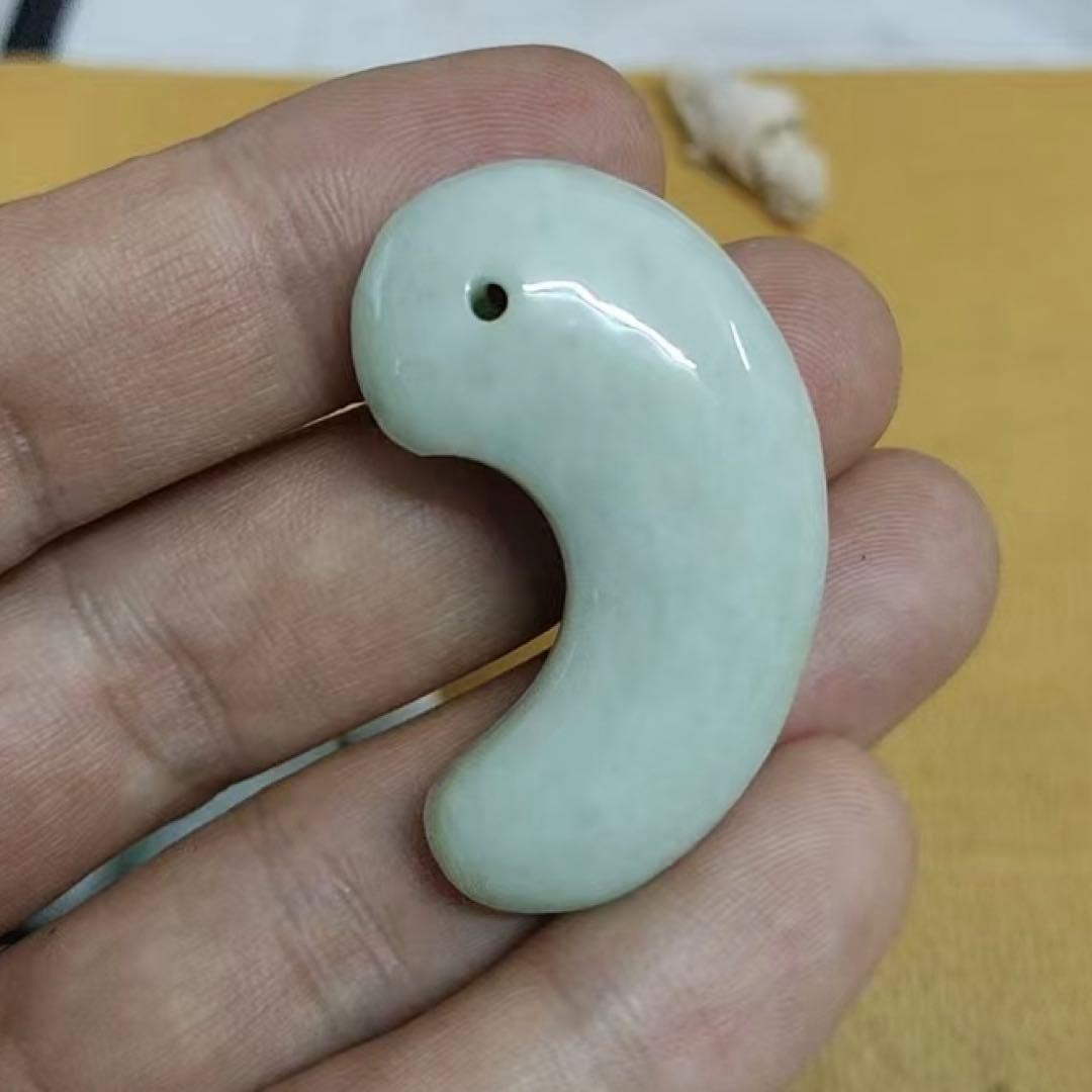 【オーダー品】勾玉2種類　青瑪瑙と翡翠