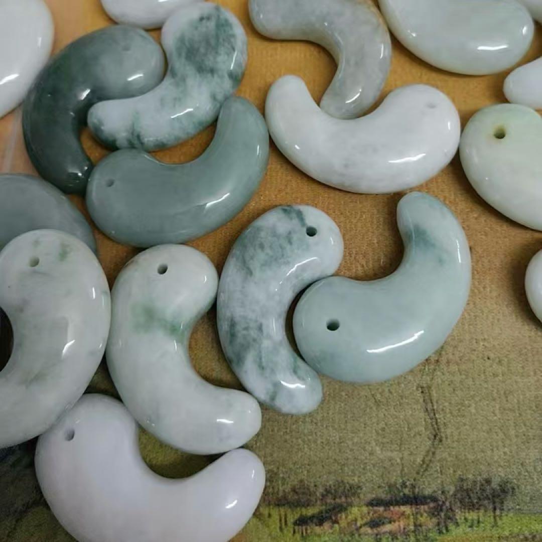 【オーダー品】勾玉2種類　青瑪瑙と翡翠