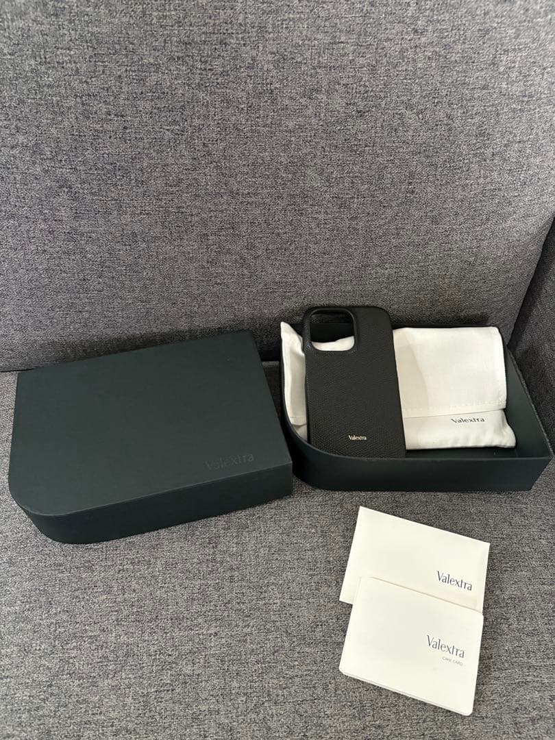 Valextra iPhoneケース13Pro