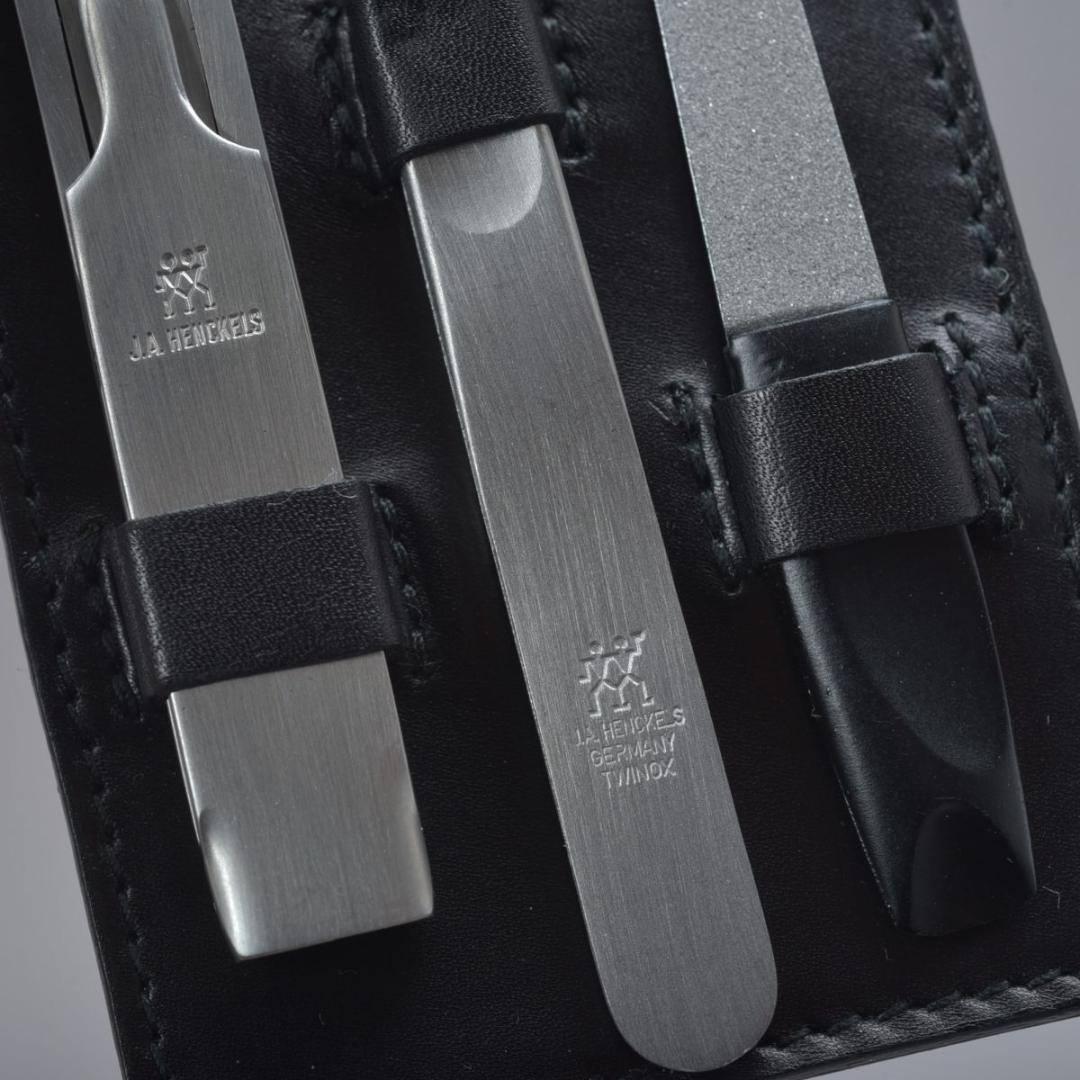 新品レア品 グッチ GUCCI ネイルケアセット 爪切り爪ヤスリ毛抜き3点セット