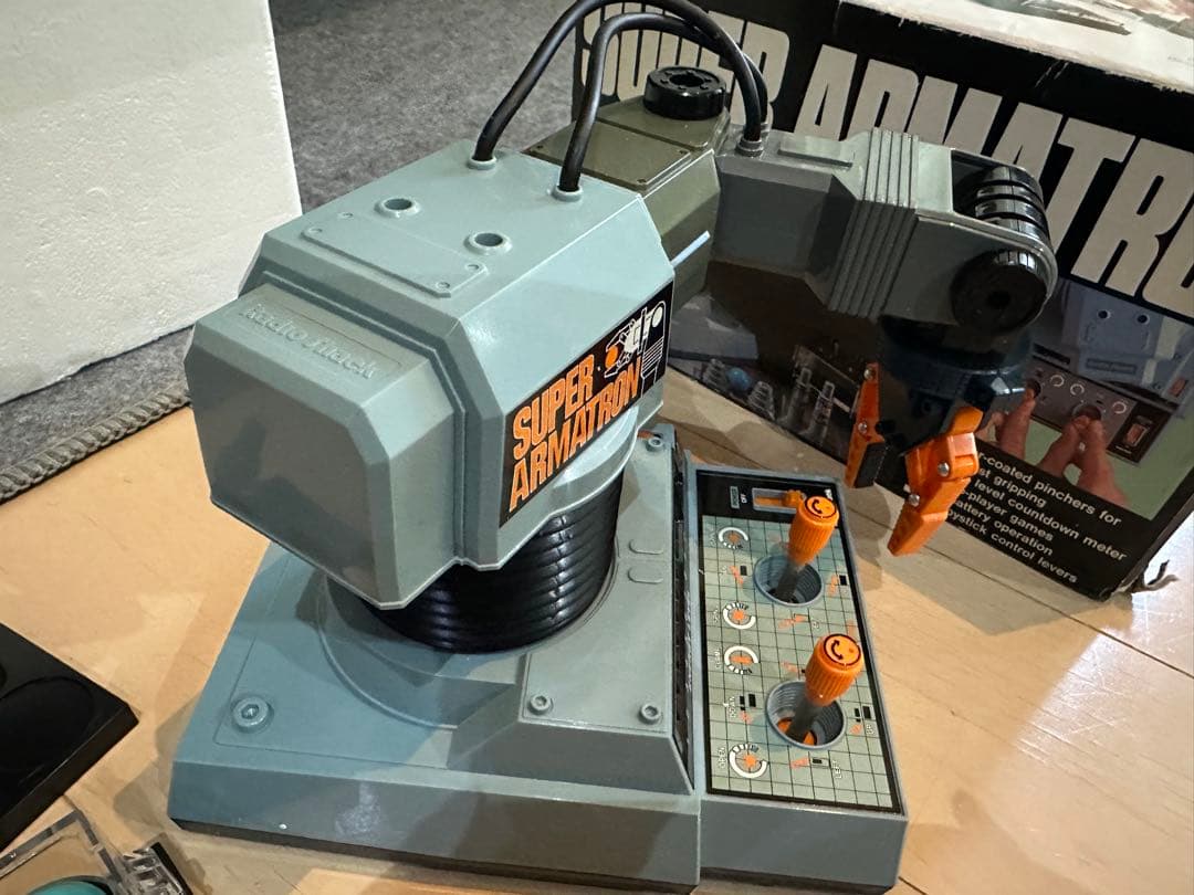 激レア！　アームトロン 海外版　（Radio Shack版）