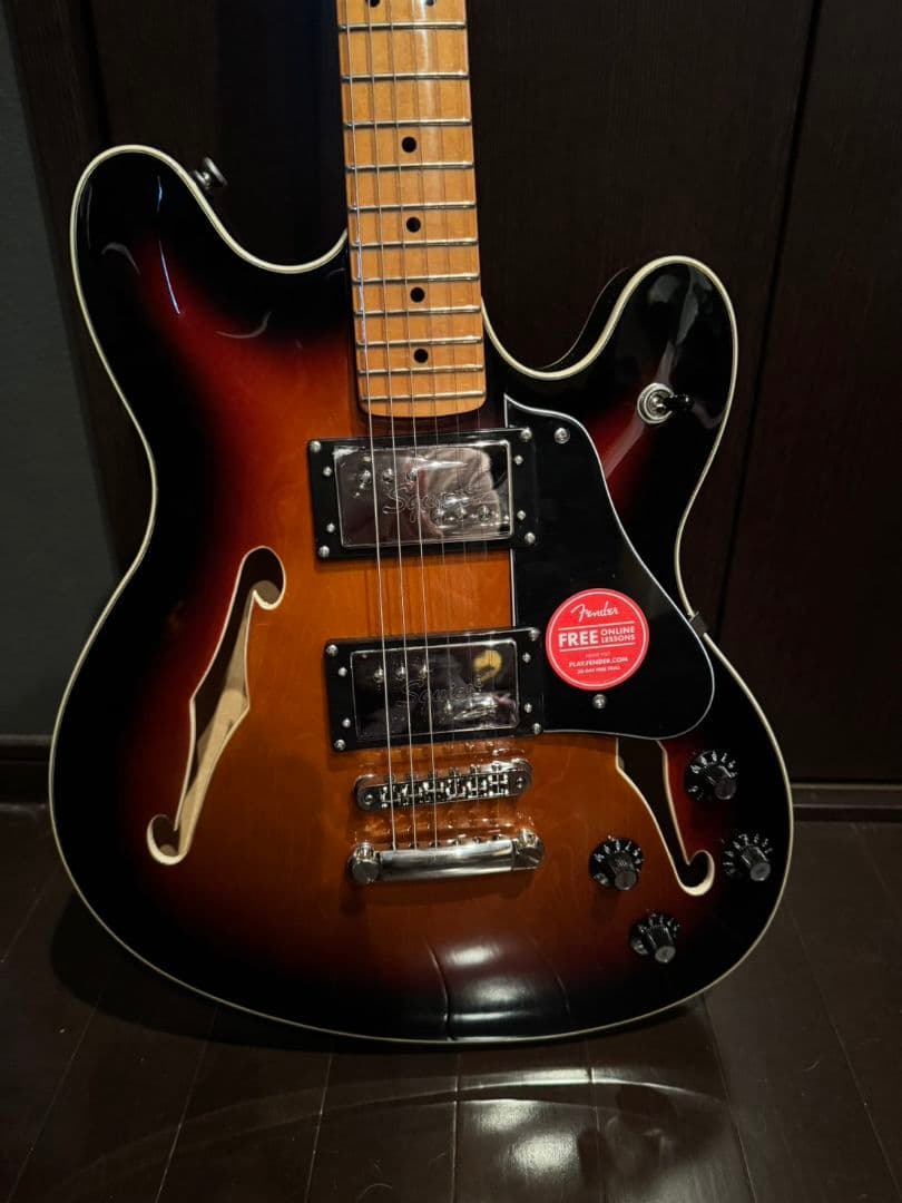 Squier Starcaster サンバースト
