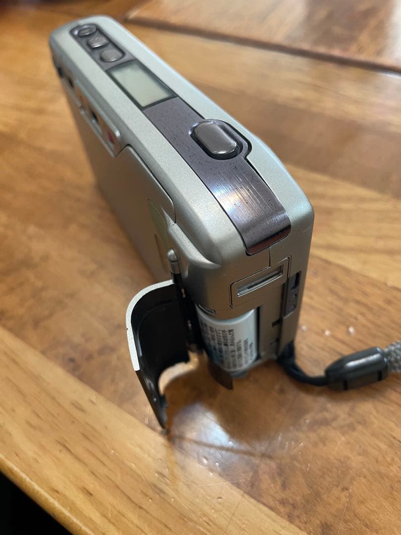 RICOH製フイルムカメラ　R1s