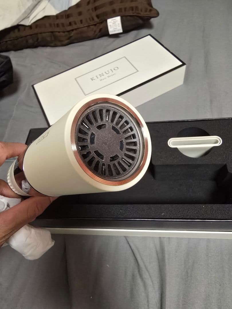 KINUJO ヘアドライヤー ホワイト 収納ケース付き