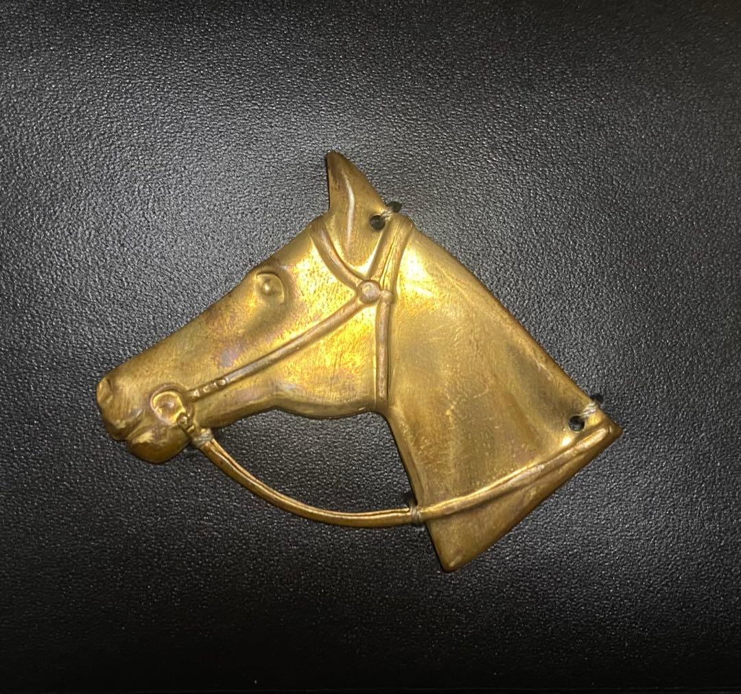 イアパピヨネ　レザー　ミニショルダー　ホース モチーフ　馬　ブラック　チャーム付