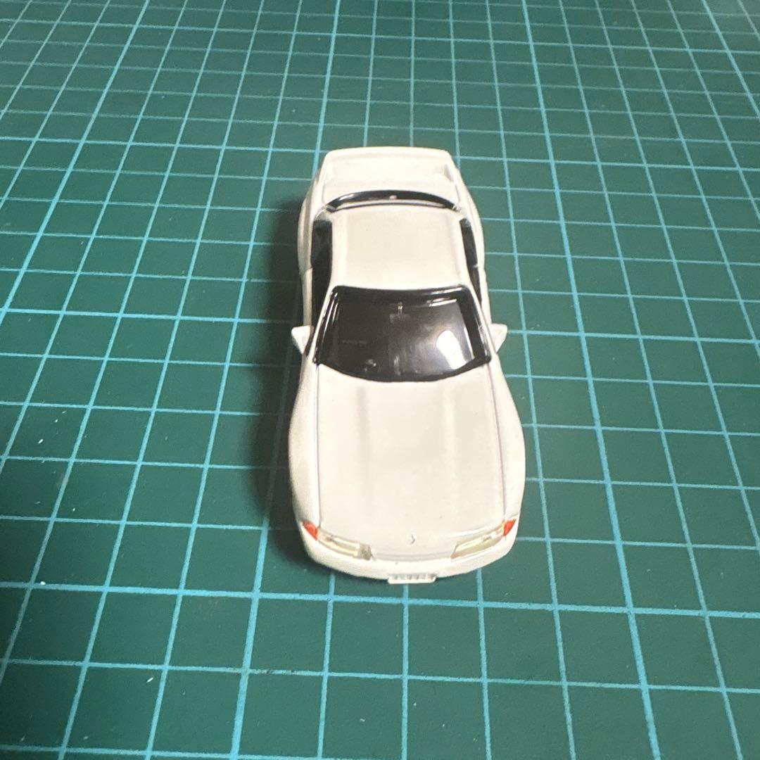 トミカ スカイライン GT-R (R32) ホワイト 40周年記念