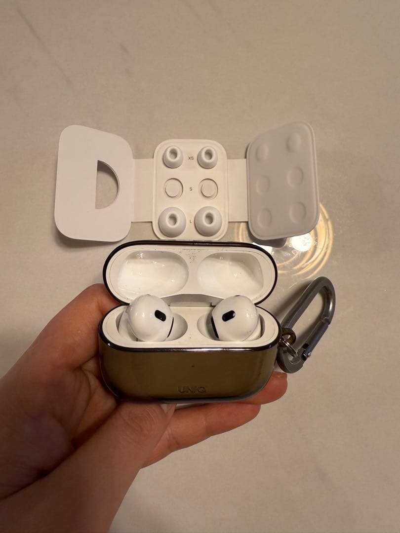 AirPods pro 3代目本体 ホワイト 充電ケース付き