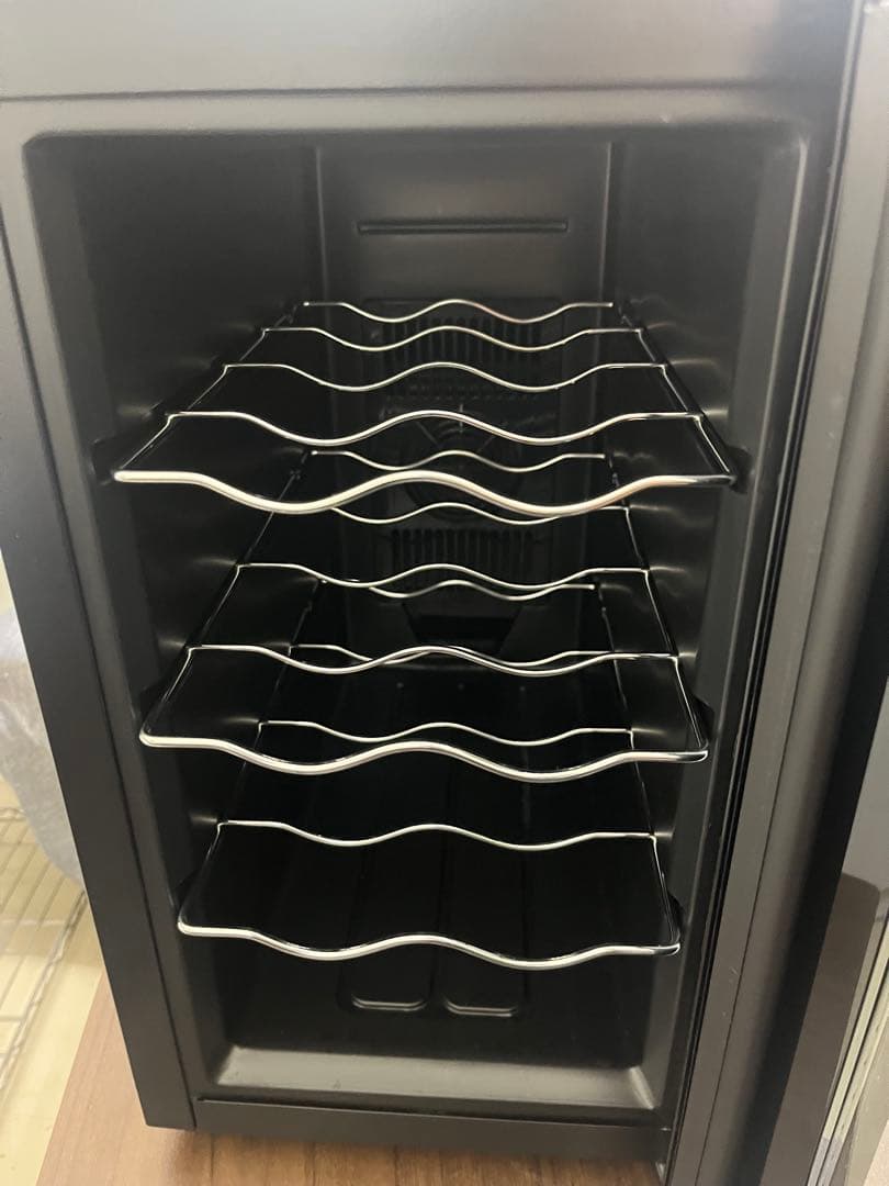 【美品】ワインセラー アイリスオーヤマ 2021年製　T