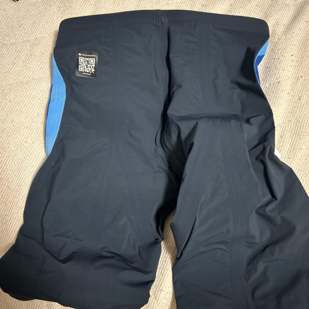 [値下げ交渉あり] 新品　arena アクアストーム　CPタイプ　Lサイズ