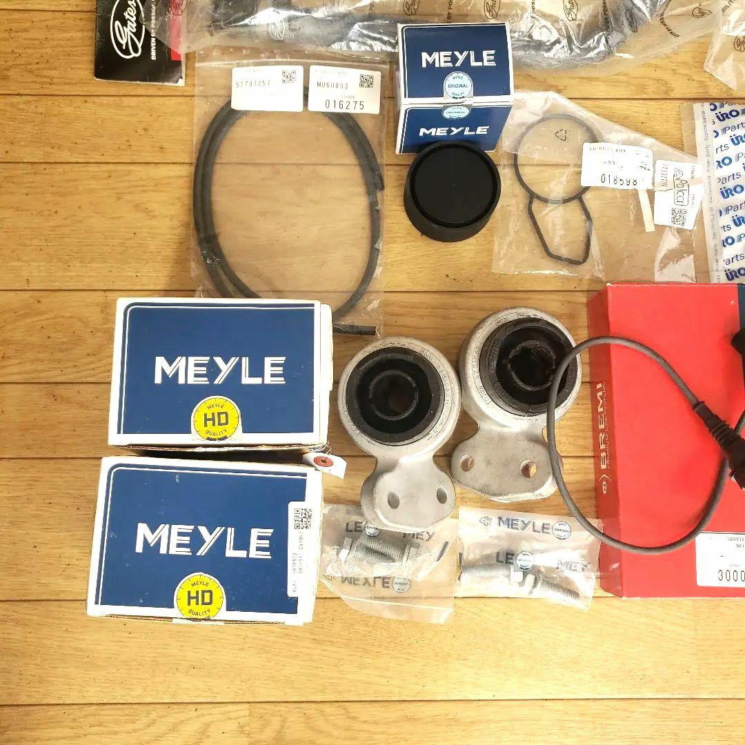 (品物追加)BMW E46 エンジン周りのメンテナンス部品一式