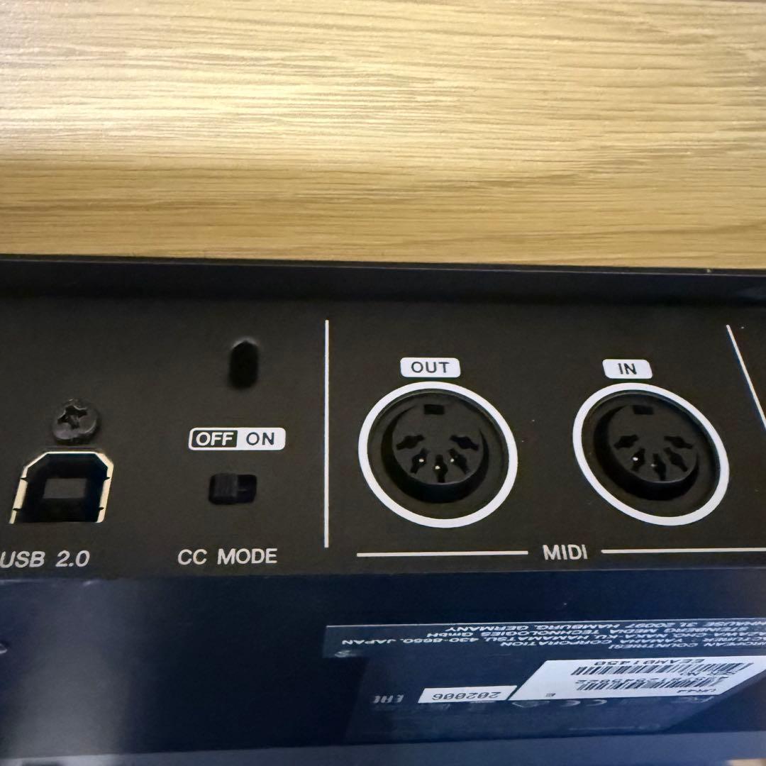 【動作OK】SteinbergUR44オーディオインターフェース 6in4out