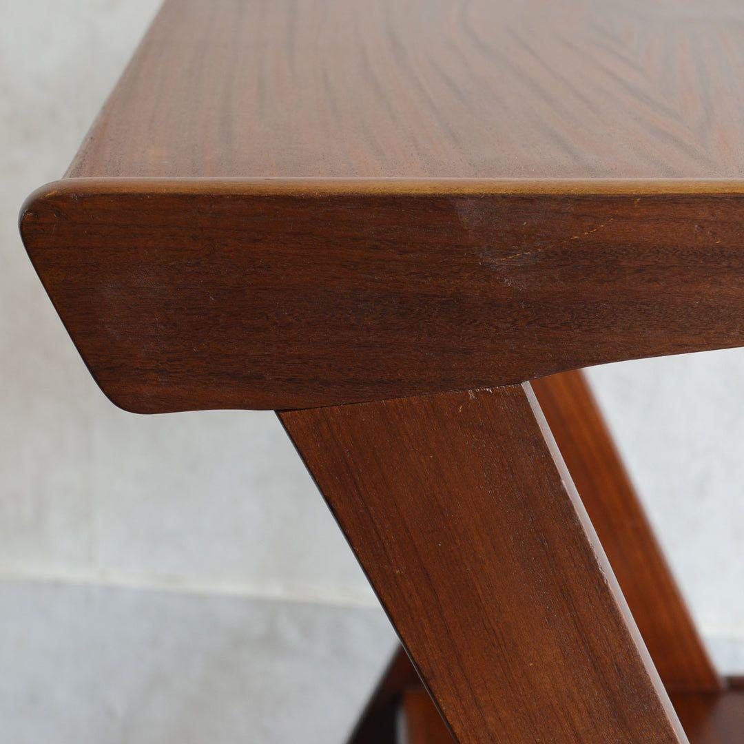オランダ ヴィンテージ WéBé チークサイドテーブル ミッドセンチュリー