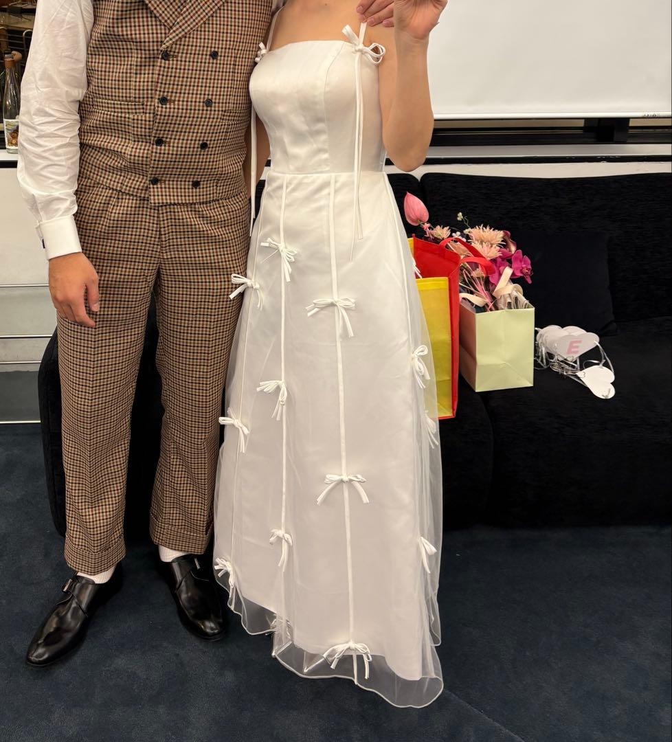 リボン　白　ウェディングドレス 二次会　前撮り