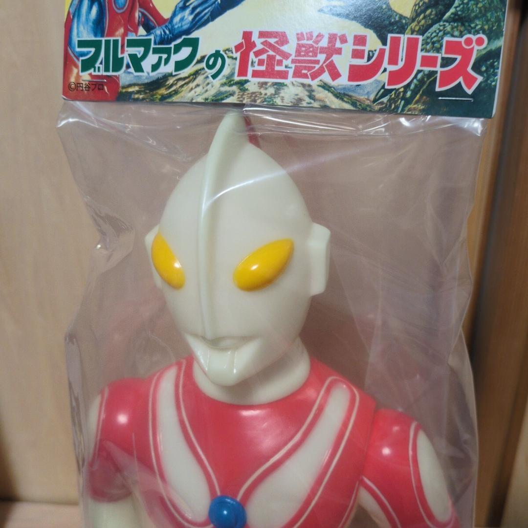 ブルマァク G 帰ってきたウルトラマン 蓄光 フィギュア王 限定 カラー ソフビ