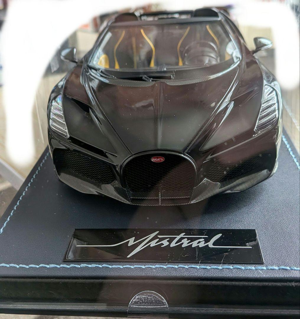 Bugatti W16 Mistral Black (MRコレクション1/18)