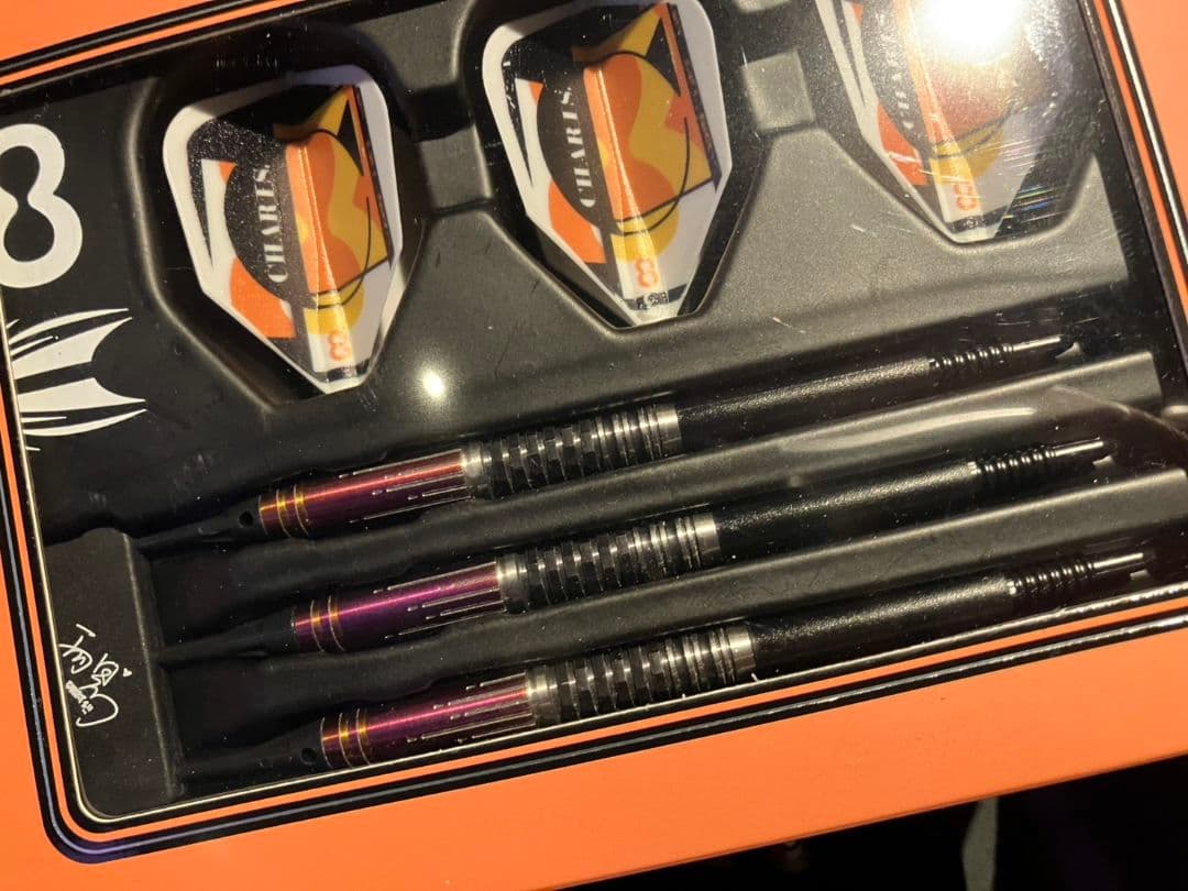 Cathy Leung 18g ダーツセット