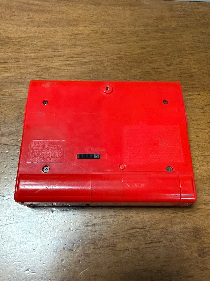 SONY WM-F65 ウォークマン 本体 ジャンク 赤色 レトロ