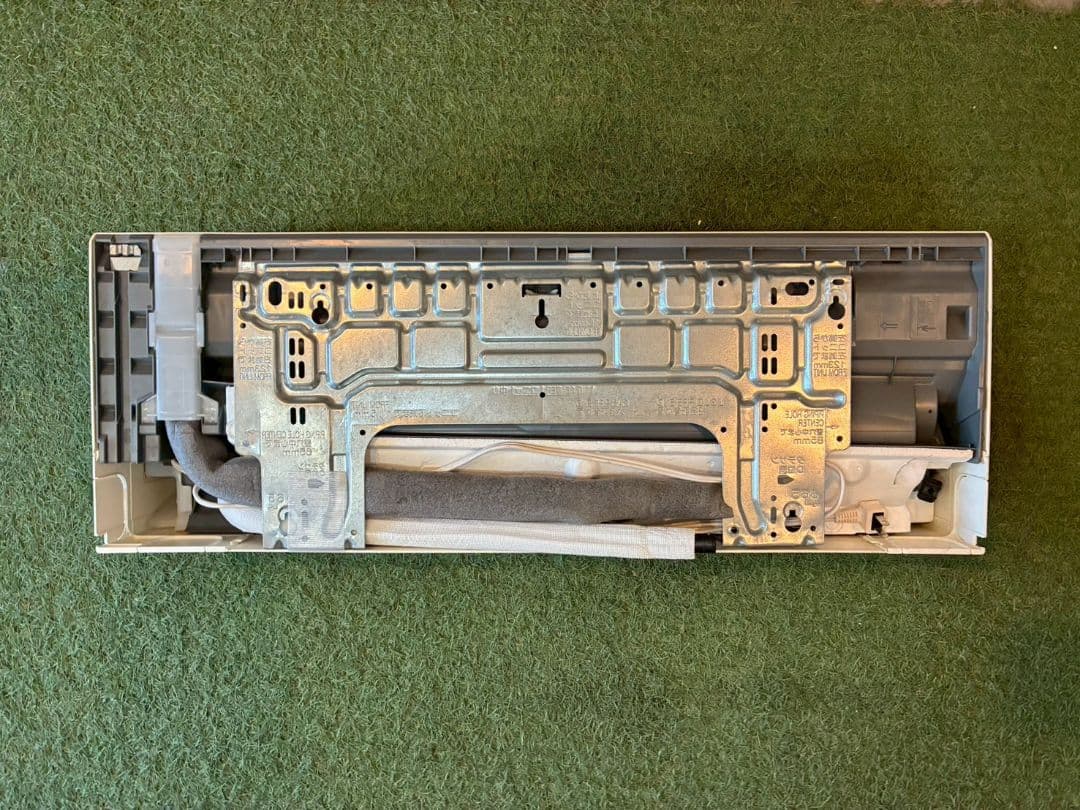 2059 日立【RAS-D22M (W)】2022年製 6畳 エアコン 中古