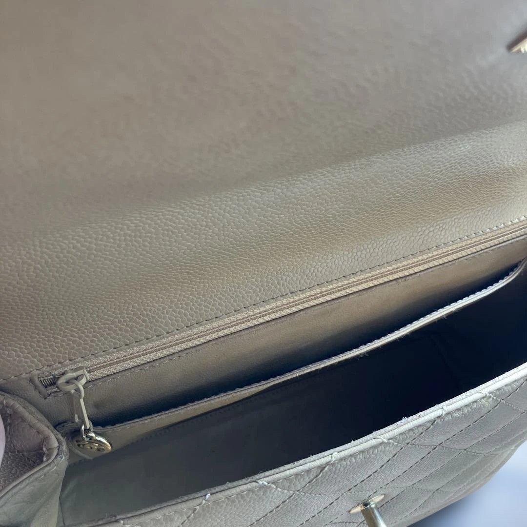 Chanel ベージュ キルティング ハンドバッグ