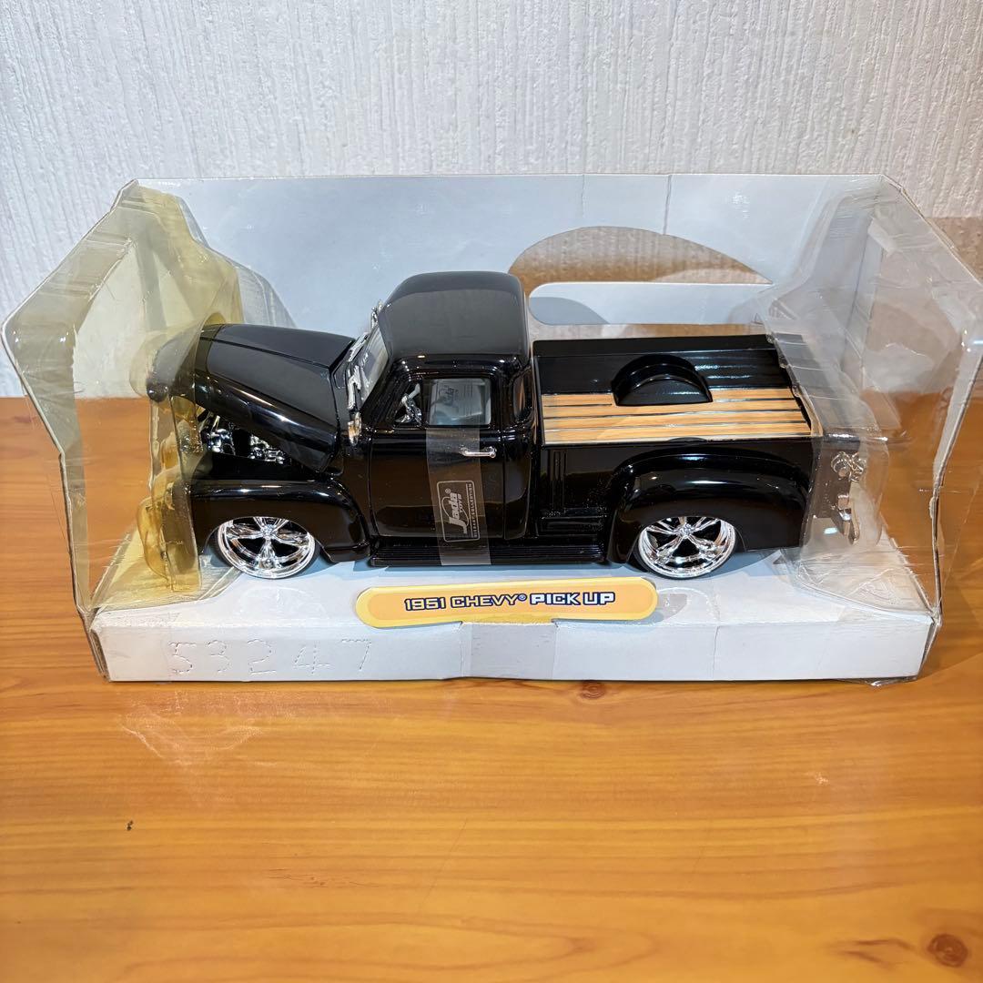 Jada Toys DUB CITY OLDSKOOL 1/24 車 ミニカー