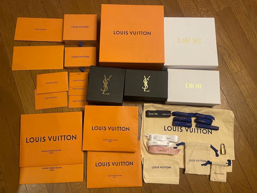 ルイヴィトン　紙袋　空き箱