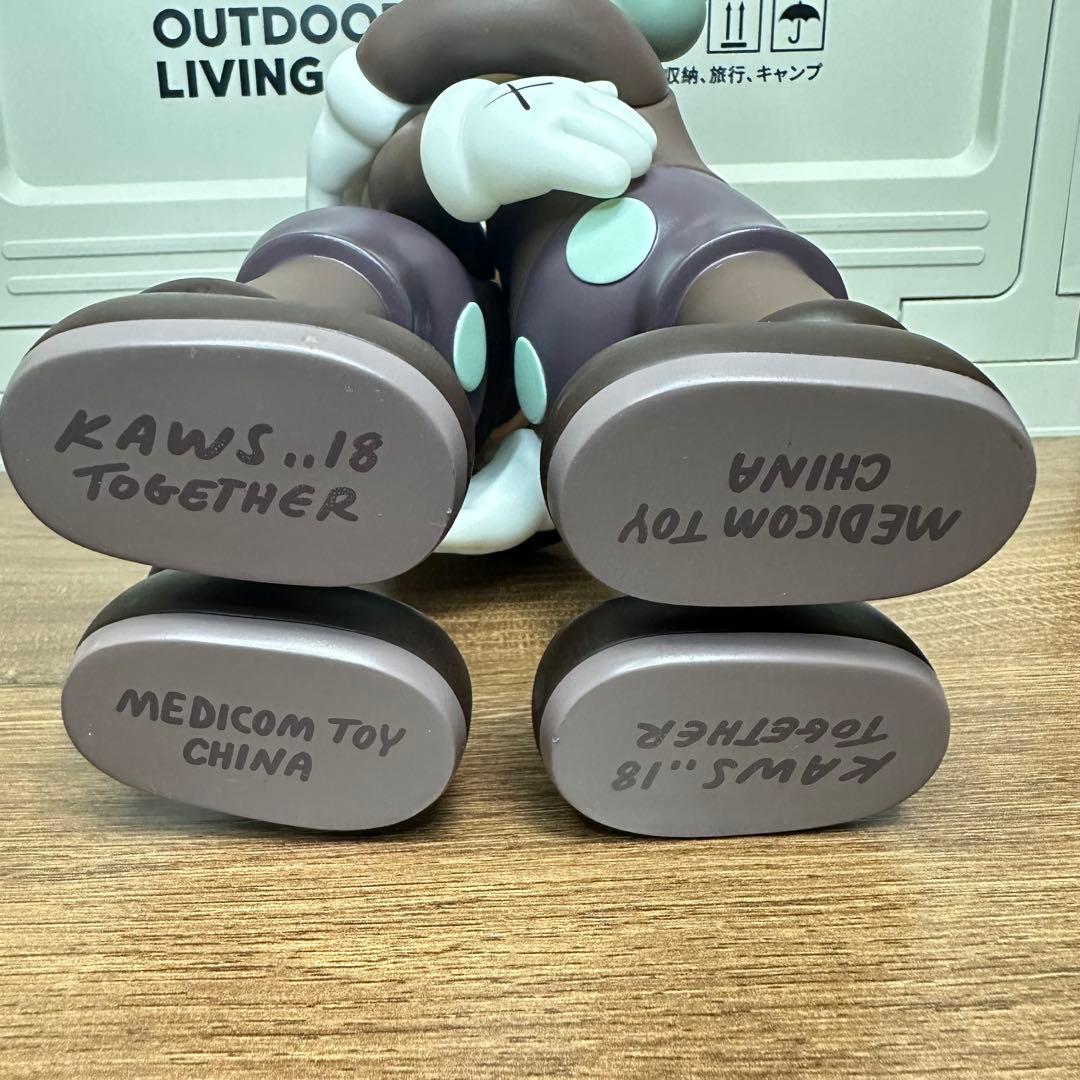KAWS Together カウズ トゥゲザーフィギュア
