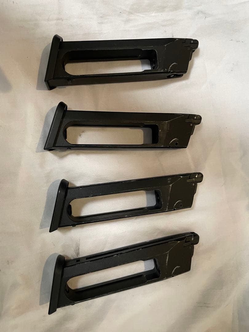 【ジャンク扱い】carbon8 p09マガジン 4個セット