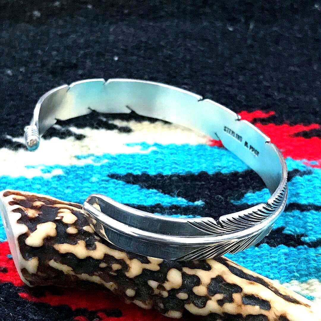 ☆ハル☆ ハーヴィーメイス　　　フェザー　シルバーバングル